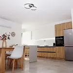 Rajmonda Apartment